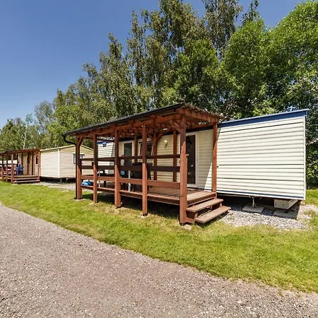 U Kukacku Tatil parkı